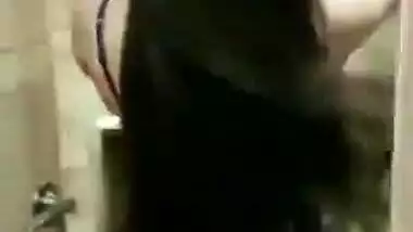 Desi wife very hot body