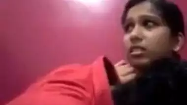 Sexy MMS Of College Students In Internet Center