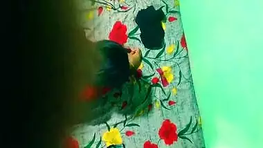 Bhabhi Ko Ulta Kar Ke Gand Ki Malish Ki Or Payas Bujhai
