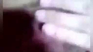 Horny Bangladeshi Chittagong Girl dildoing pussy