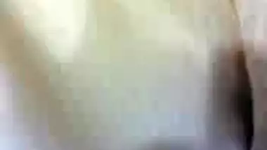 mallu girl gives tits to play 