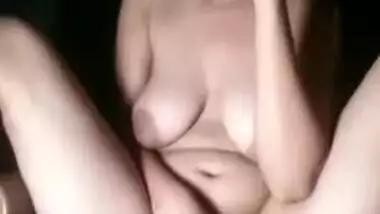 Erotic Indian nude MMS video