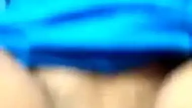 Indian chick spreads her sex legs wide so that XXX hole can be seen