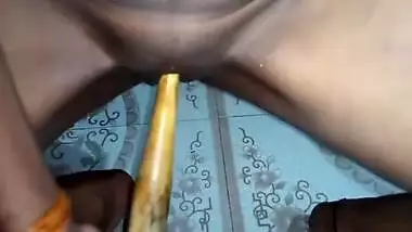 Desi Billo Rani Village Put The Cylinder Inside The Pussy Took Out His Water From The Cylinder Hot And Sex Video 2022