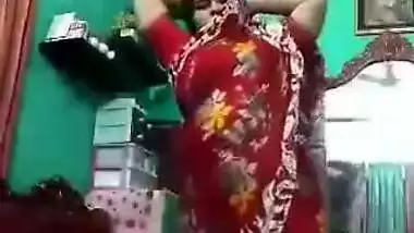 Desi Unsatisfied Married Bhabi Showing Her Big Ass And Pussy For Husband