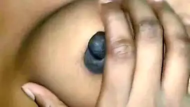 Indian Bhabhi Cheating His Husband In Oyo Hotel Room With Hindi Audio Part 27