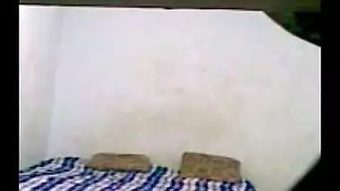 Indian aunty porn clips recorded on