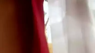 Desi Bhabhi Showing Nude Outdoor with Lover