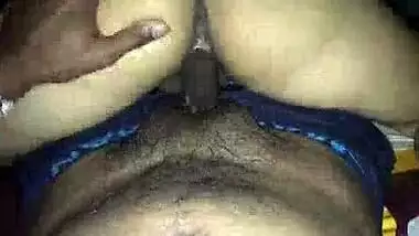 Indian Punjabi NRI pussyfart riding dick and letting cum inside