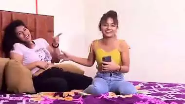 Step sister and cousin sis || lesbian sex ||...