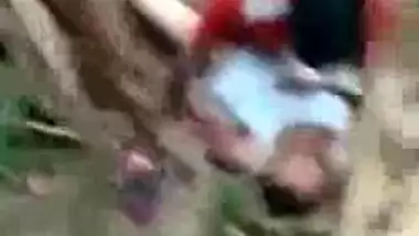 Outdoor sex video of Indian girl sex with her boyfriend