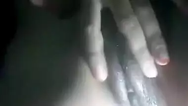 Warqah Desi Village Girl Showing Boobs And Pussy