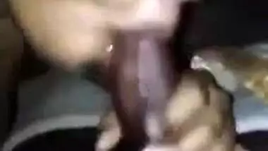 Tamil girl’s amazing sloppy blowjob for boyfriend