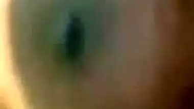 Super horny Indian Girl pussy fingering MMS