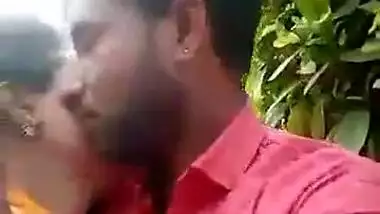 Sucking Boobs Of Desi Maid In Garden