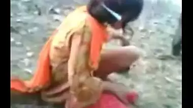 Brand new outdoor sex scandal mms of bangladeshi girl with neighbor